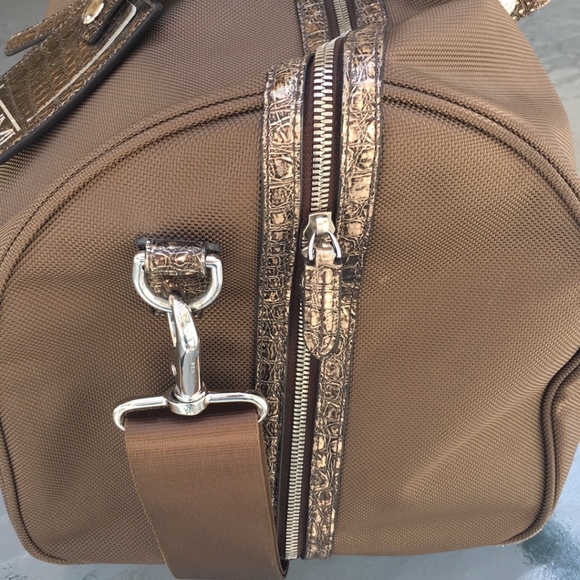 Tumi Townhouse Carry-More Duffel Bag $260 - Picture 4 of 8